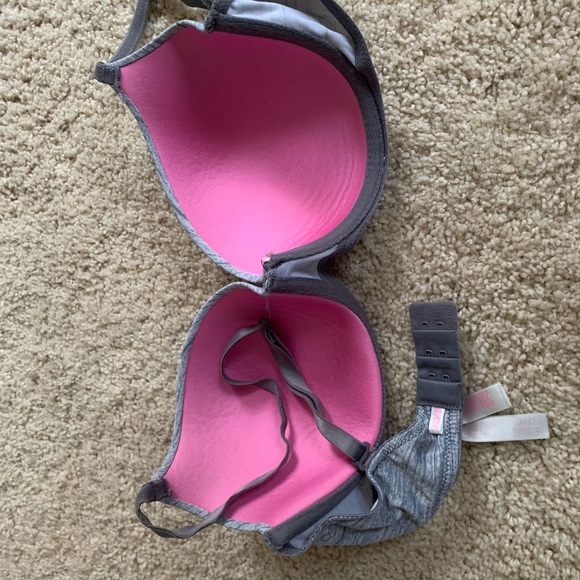 Pink Bra - Picture 2 of 4